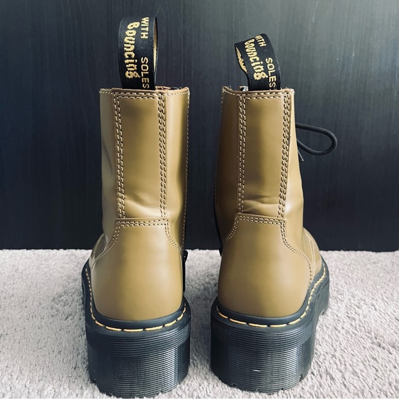 DR. MARTENS JADON PLATFORM BOOTS IN ANTIQUE OLIVE - Picture 3 of 7